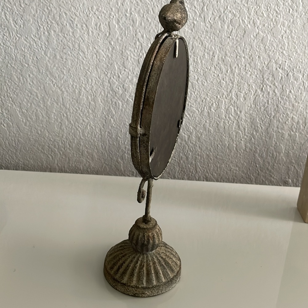 Decorative Mirror - Picture 4 of 10